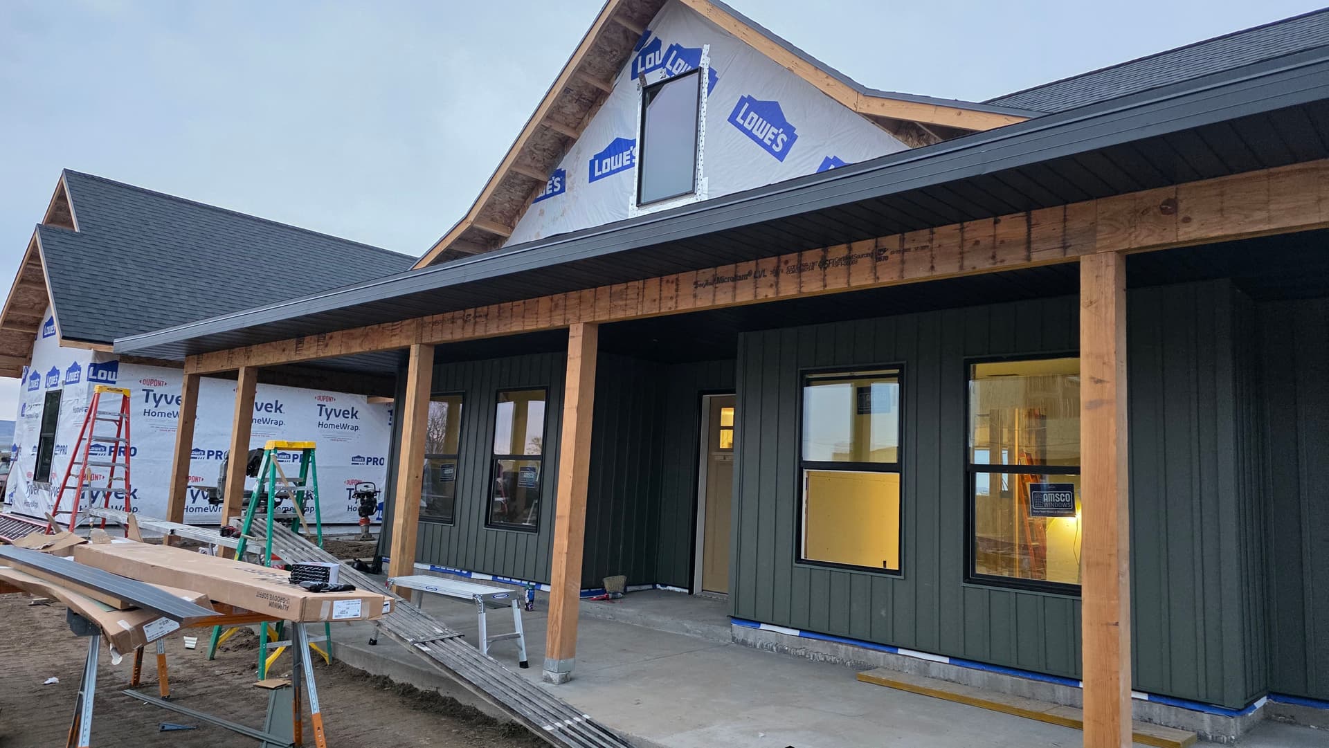 Gallery photos for Dark Green Siding and Modern Interiors with Edson Builders: Image #1