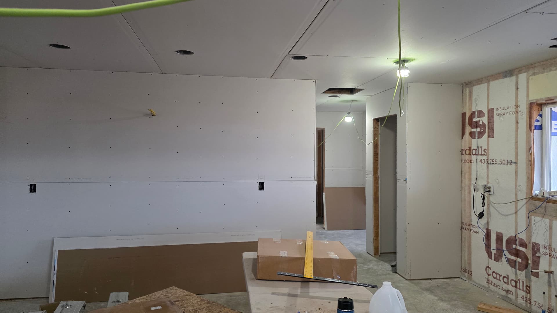 Gallery photos for Dark Green Siding and Modern Interiors with Edson Builders: Image #4