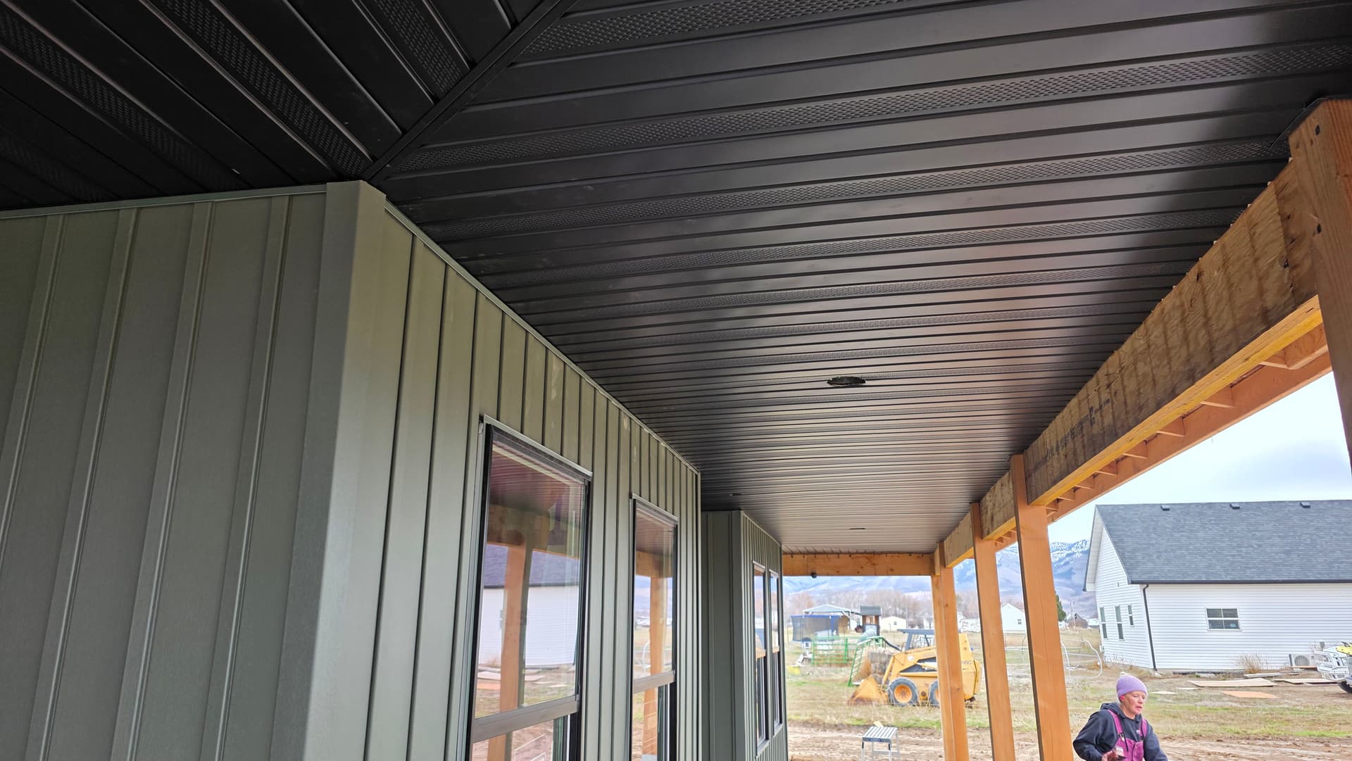 Gallery photos for Dark Green Siding and Modern Interiors with Edson Builders: Image #3