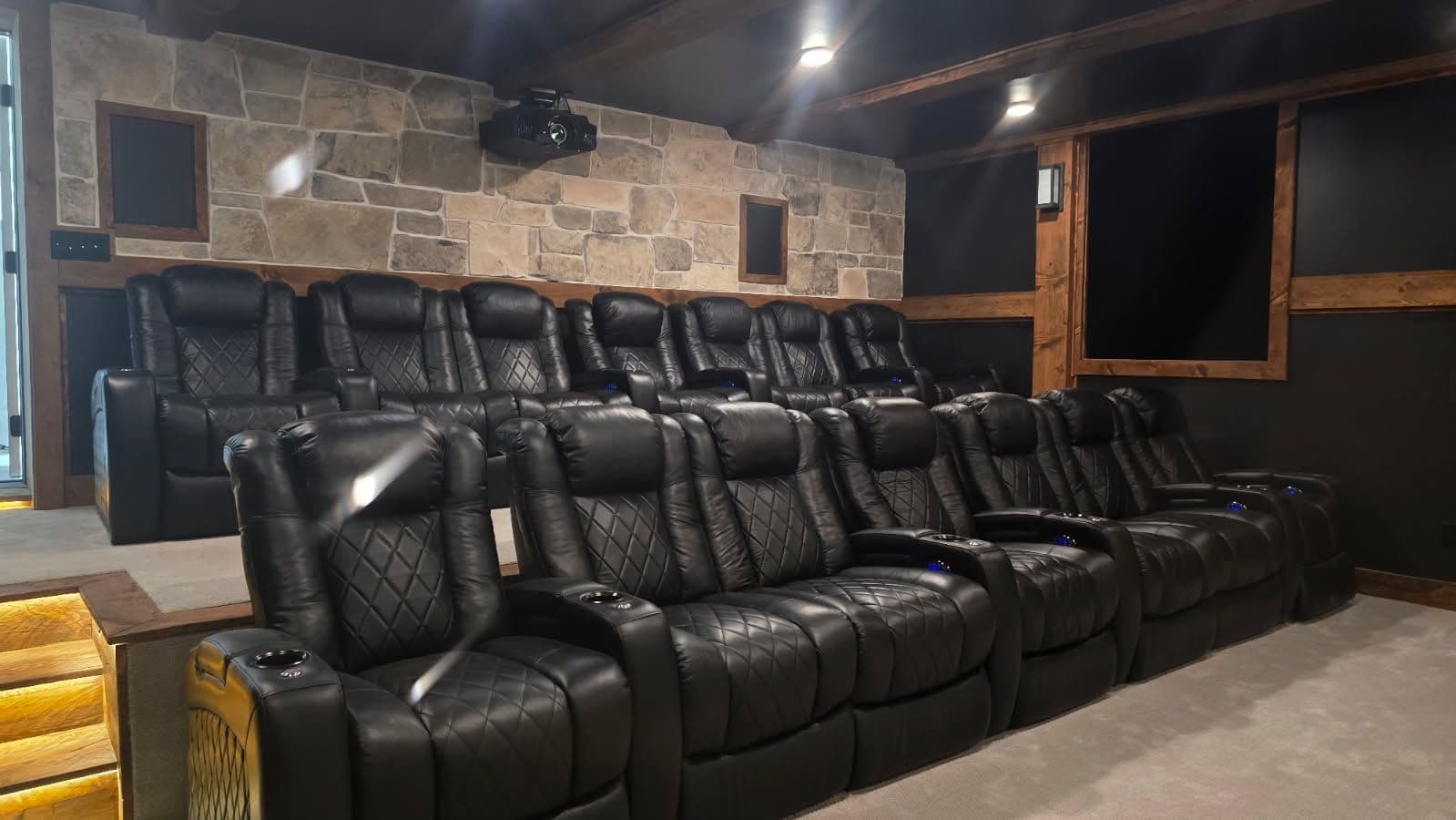 Gallery photos for Luxury Home Theater Experience with Edson Builders: Image #1
