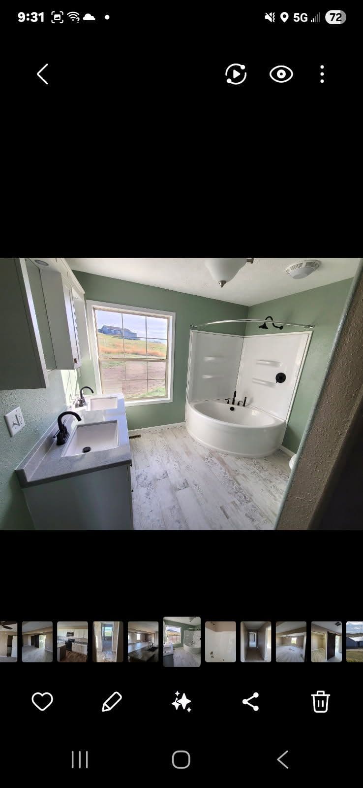 Gallery photos for Modern Kitchen and Relaxing Bathroom Renovations: Image #3